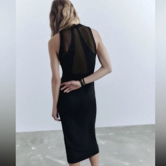 NWT CONTRASTING TULLE BLACK DRESS. - Picture 2 of 7